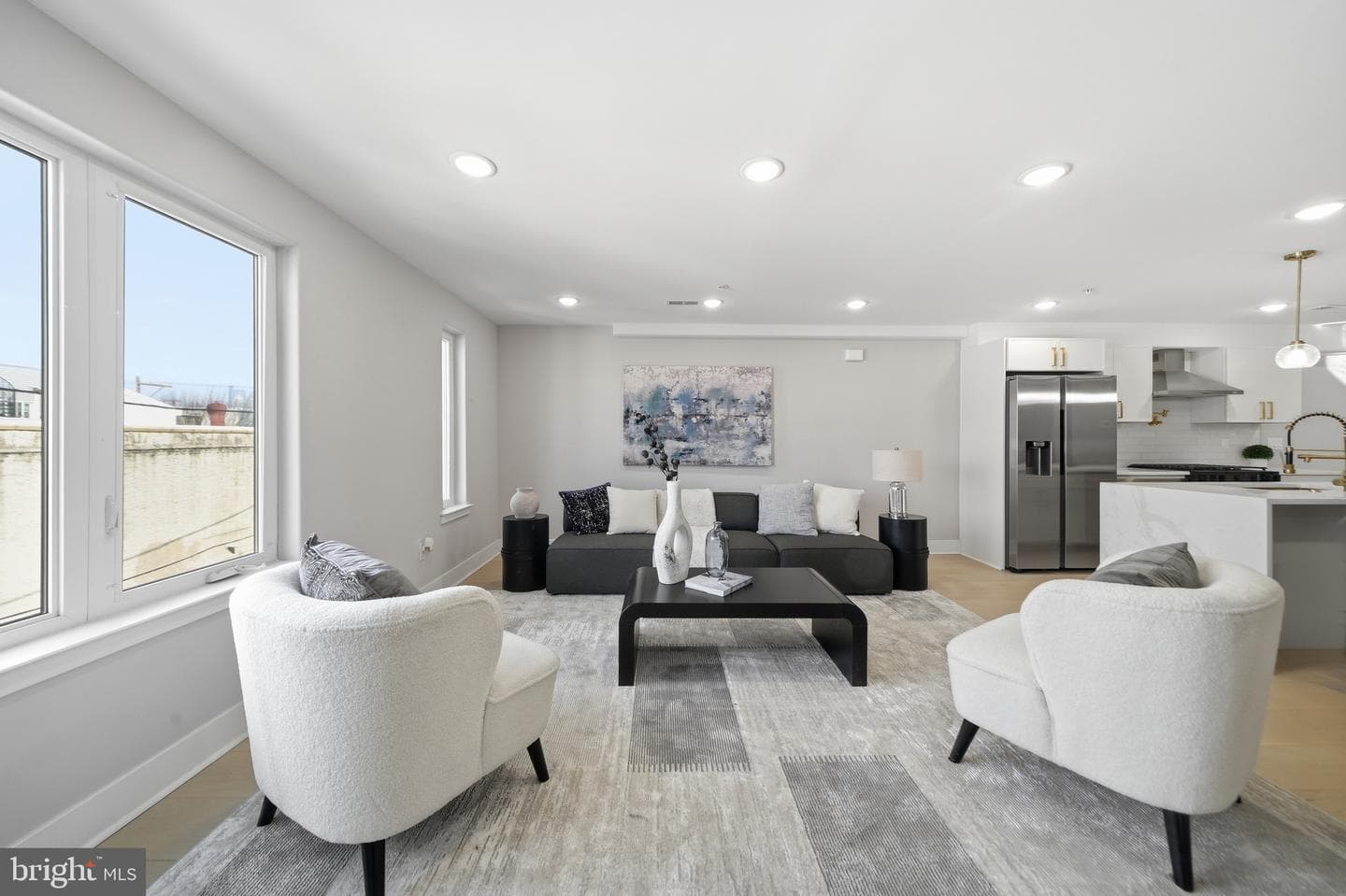 1811 S Orianna St #unit B photo 3