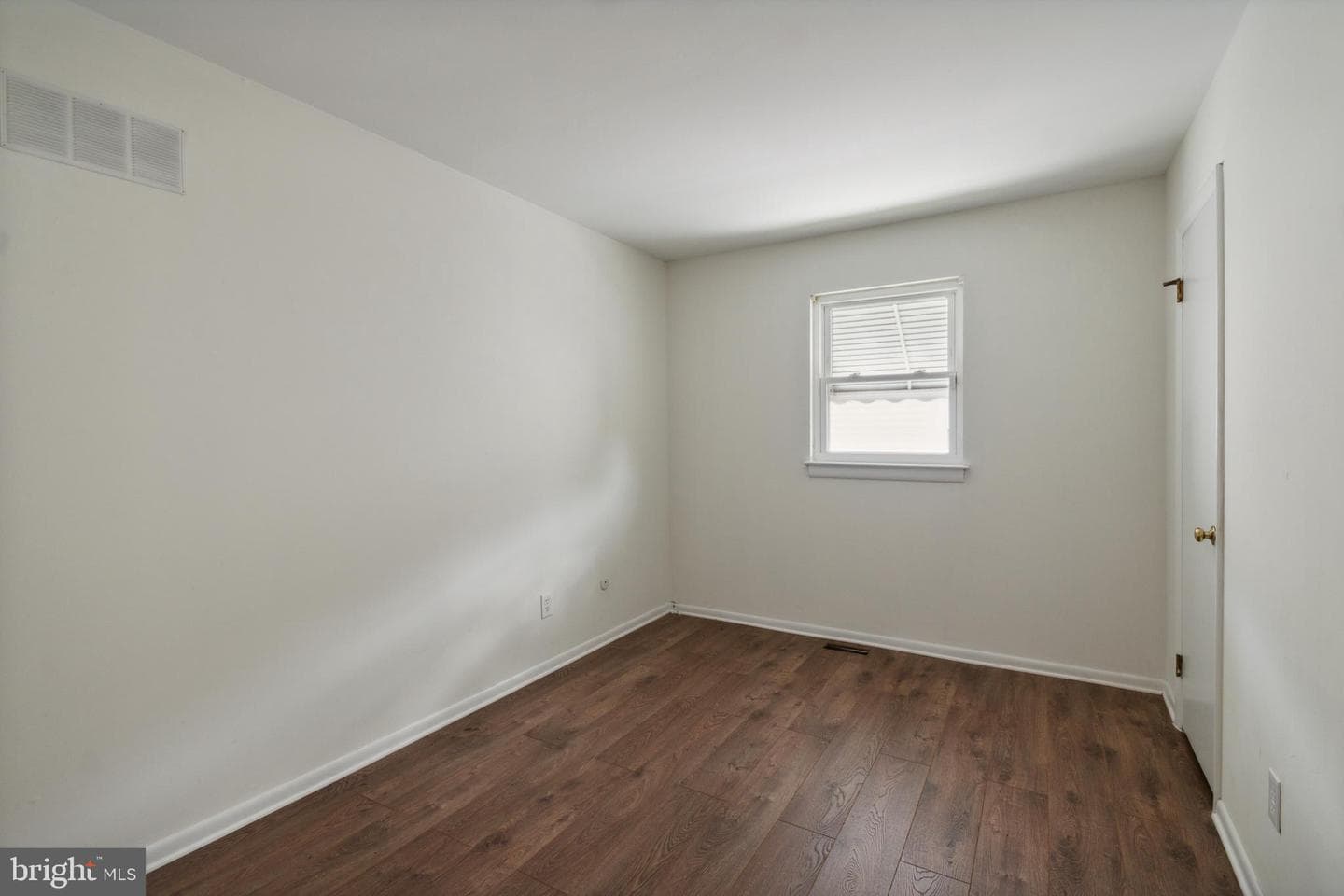 9206 Hegerman Street photo 10