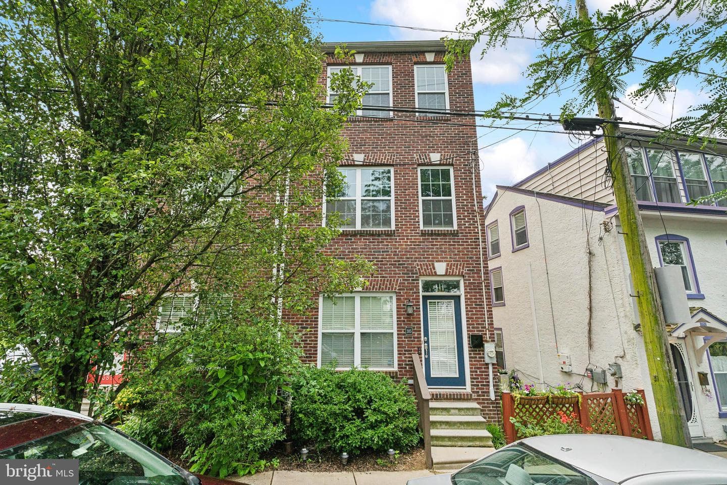 385 Lemonte Street photo 4
