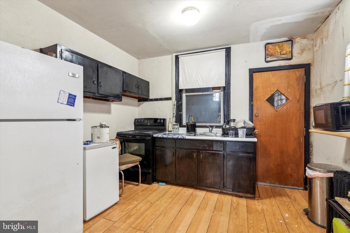 148 N Salford Street photo 6