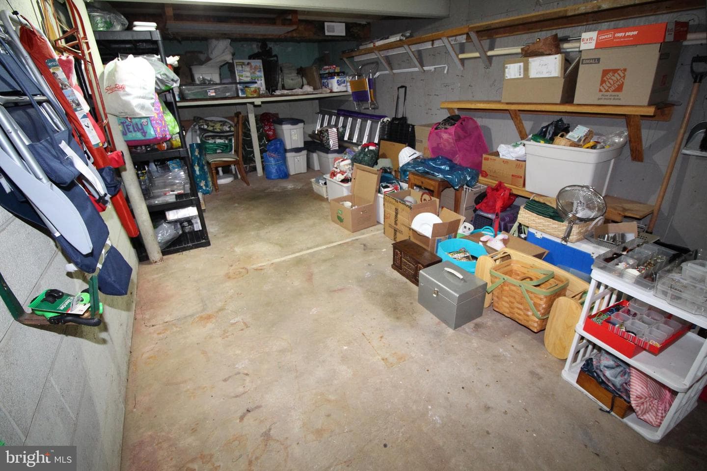829 Densmore Road photo 36