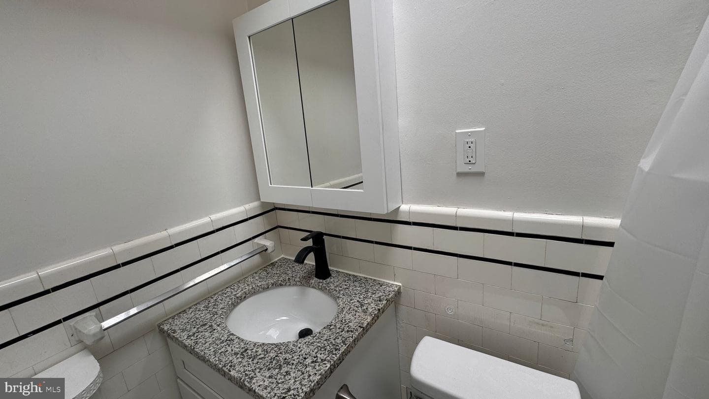 1430 Stevens Street photo 35