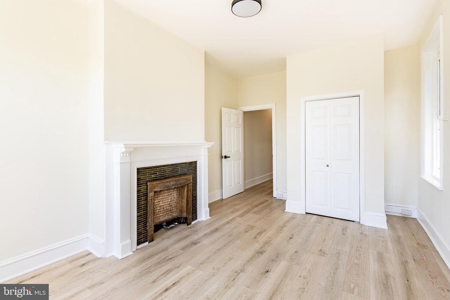 2028 W Venango Street photo 26