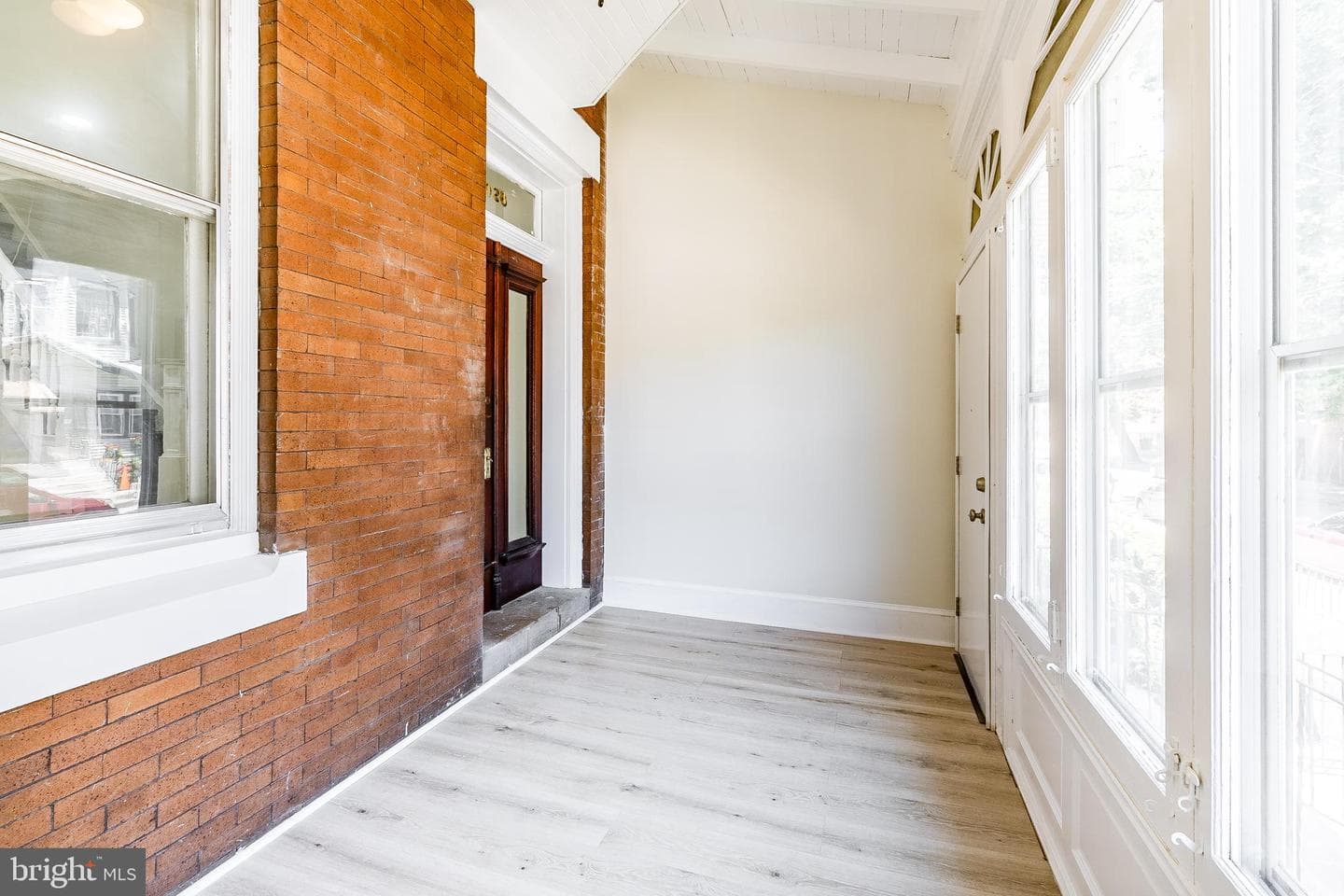 2028 W Venango Street photo 7