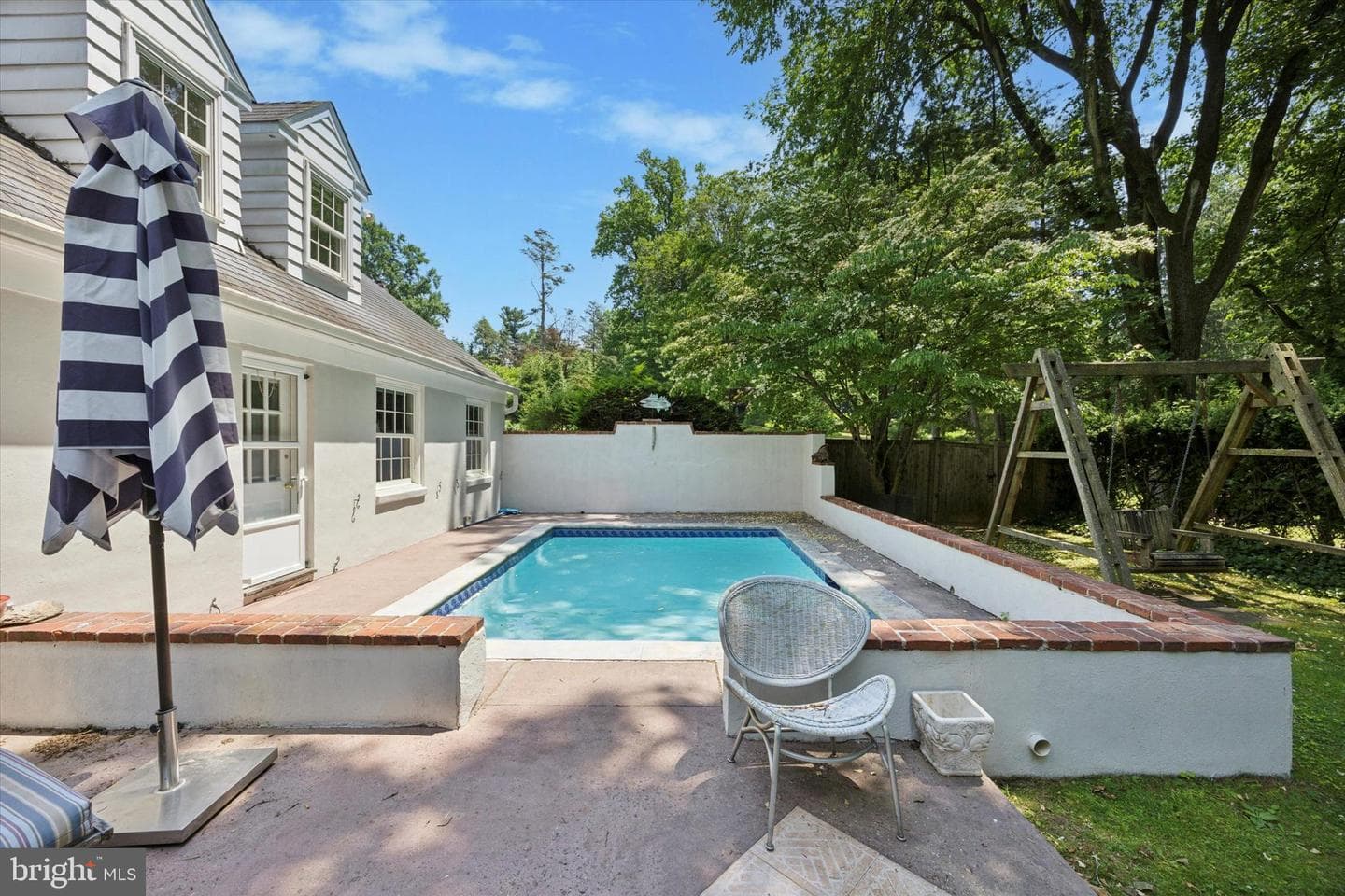 215 Lynnebrook Lane photo 16