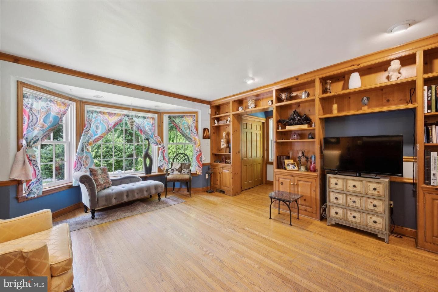 215 Lynnebrook Lane photo 8