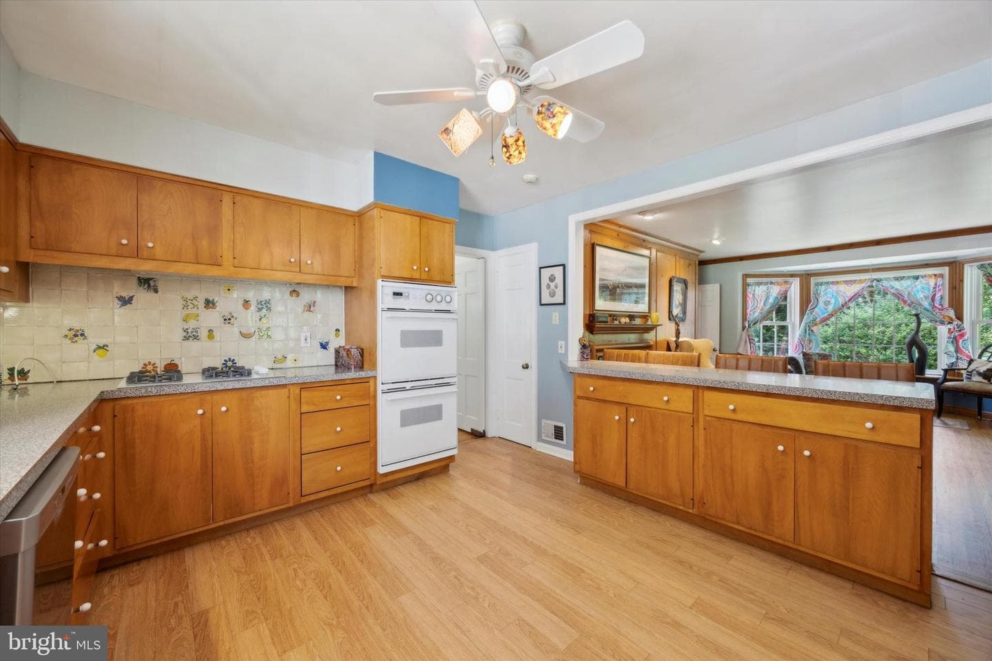 215 Lynnebrook Lane photo 9