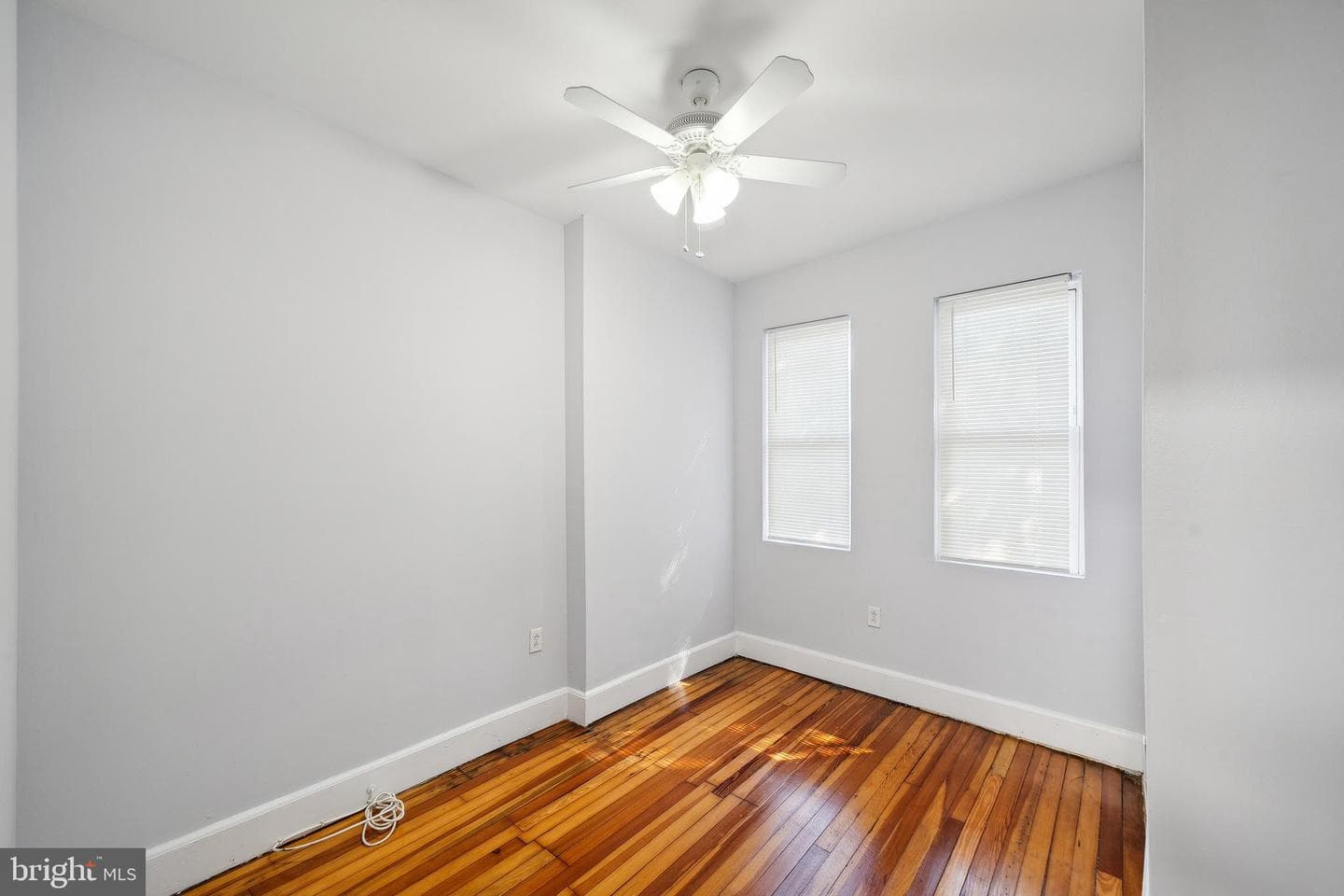 2509 E Oakdale Street photo 14