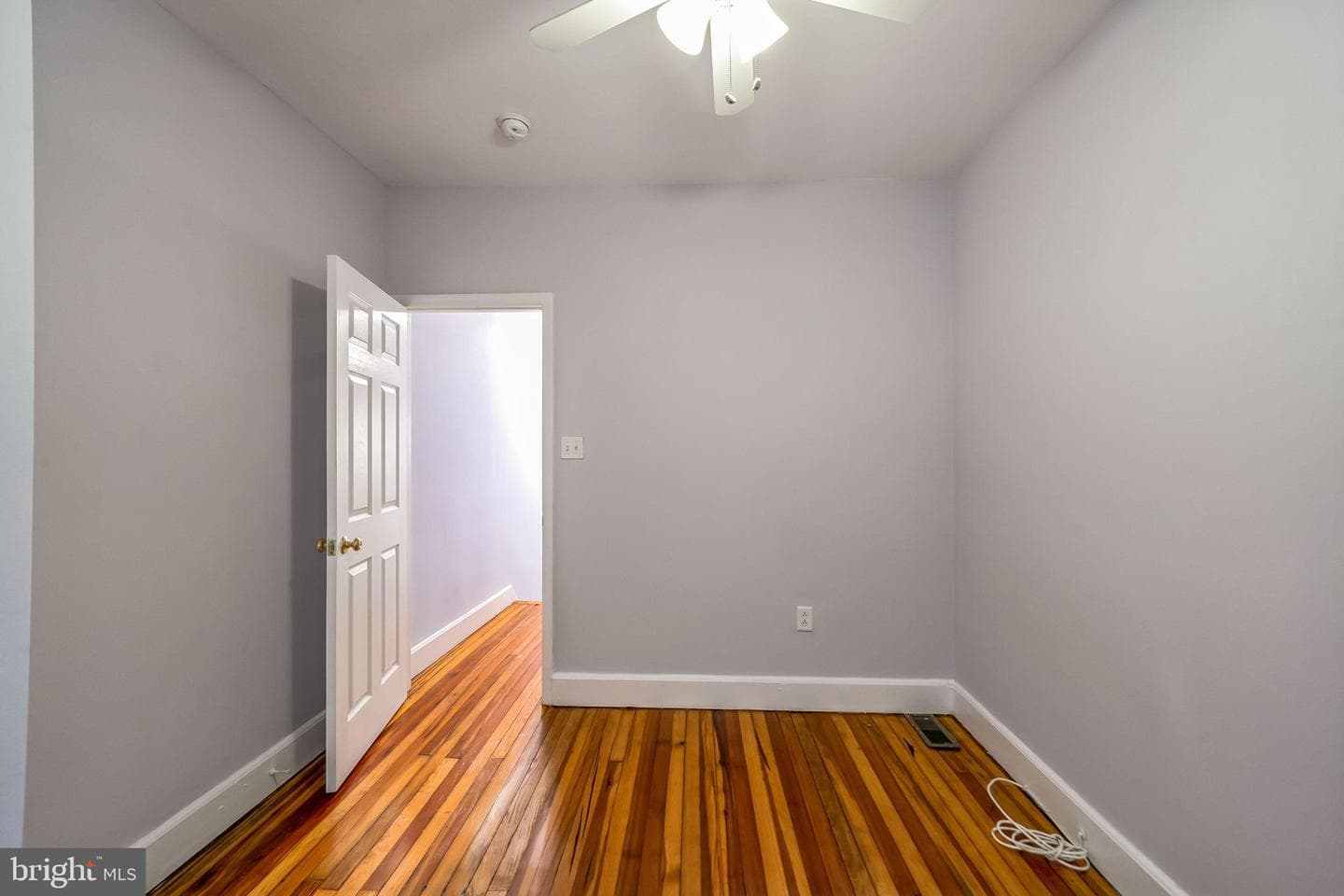 2509 E Oakdale Street photo 15