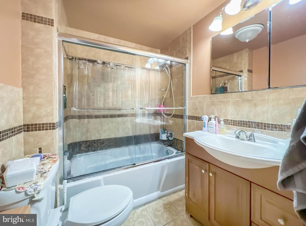 1345 E Eyre Street photo 20