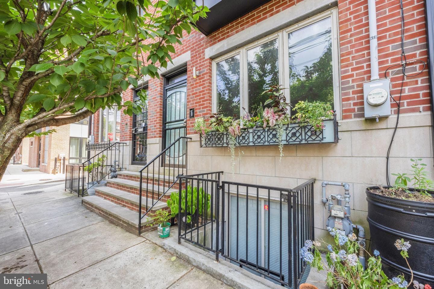 134 Reed Street photo 1