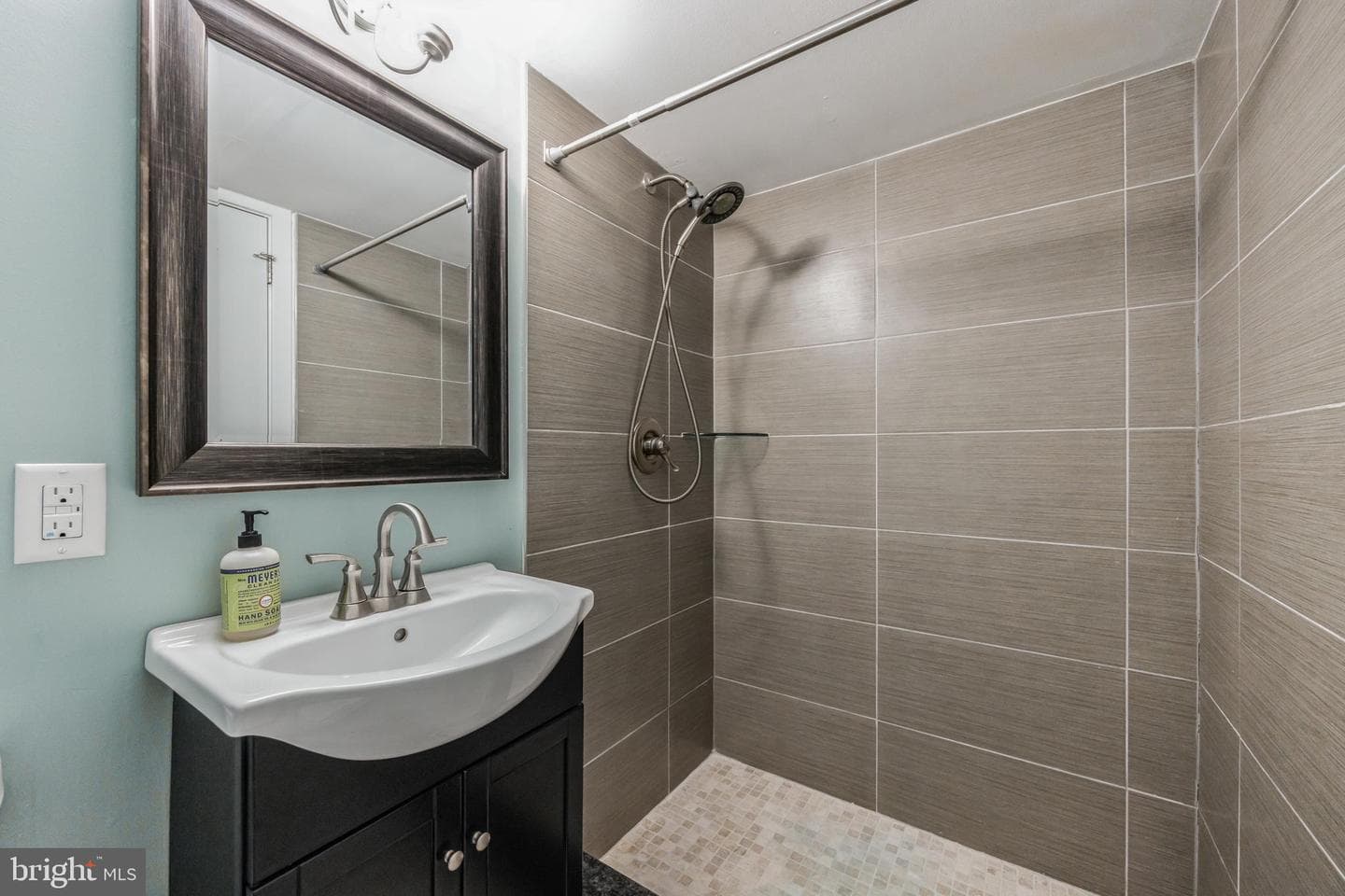 134 Reed Street photo 41