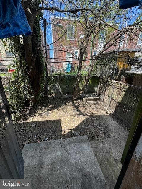 5821 Trinity Street photo 11