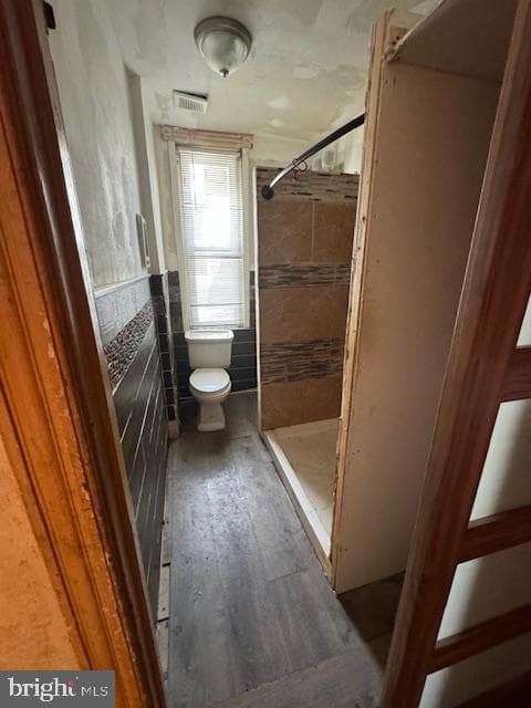 5821 Trinity Street photo 7