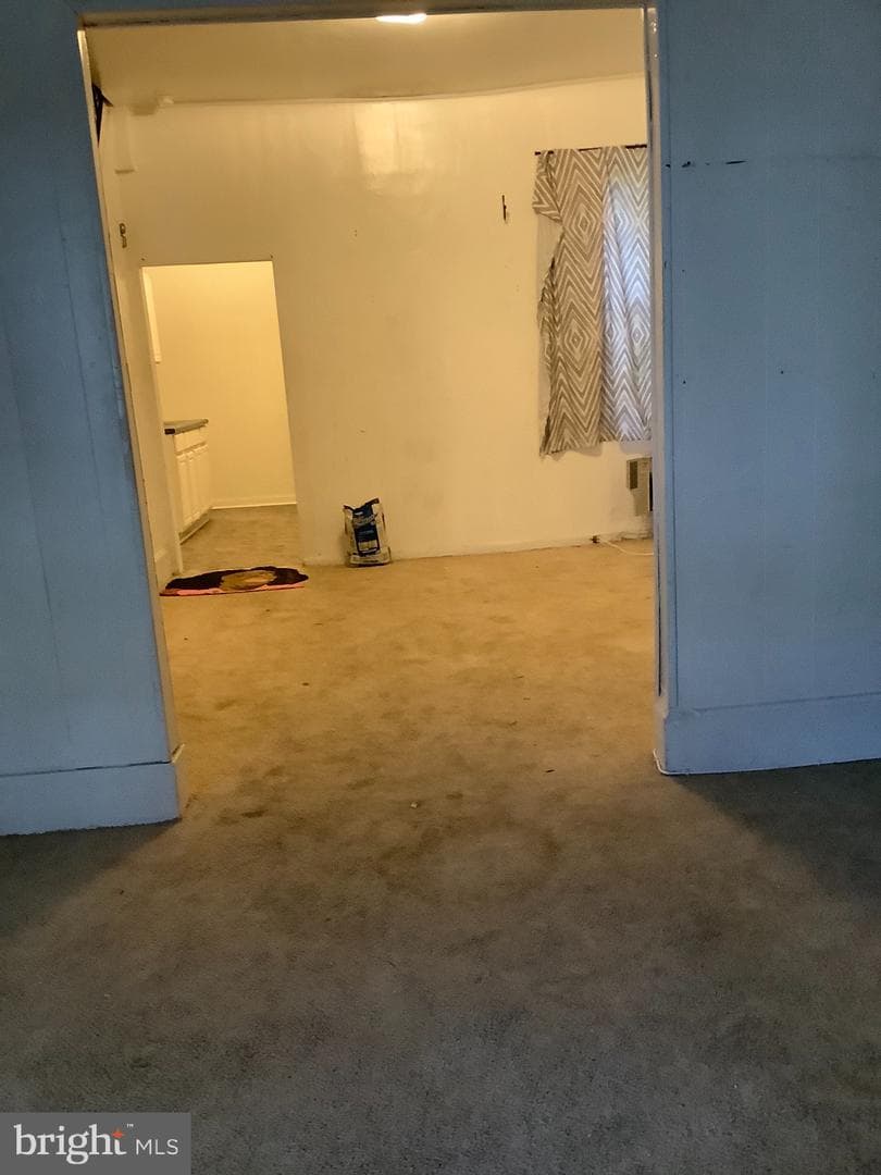 1720 N Lindenwood Street photo 8