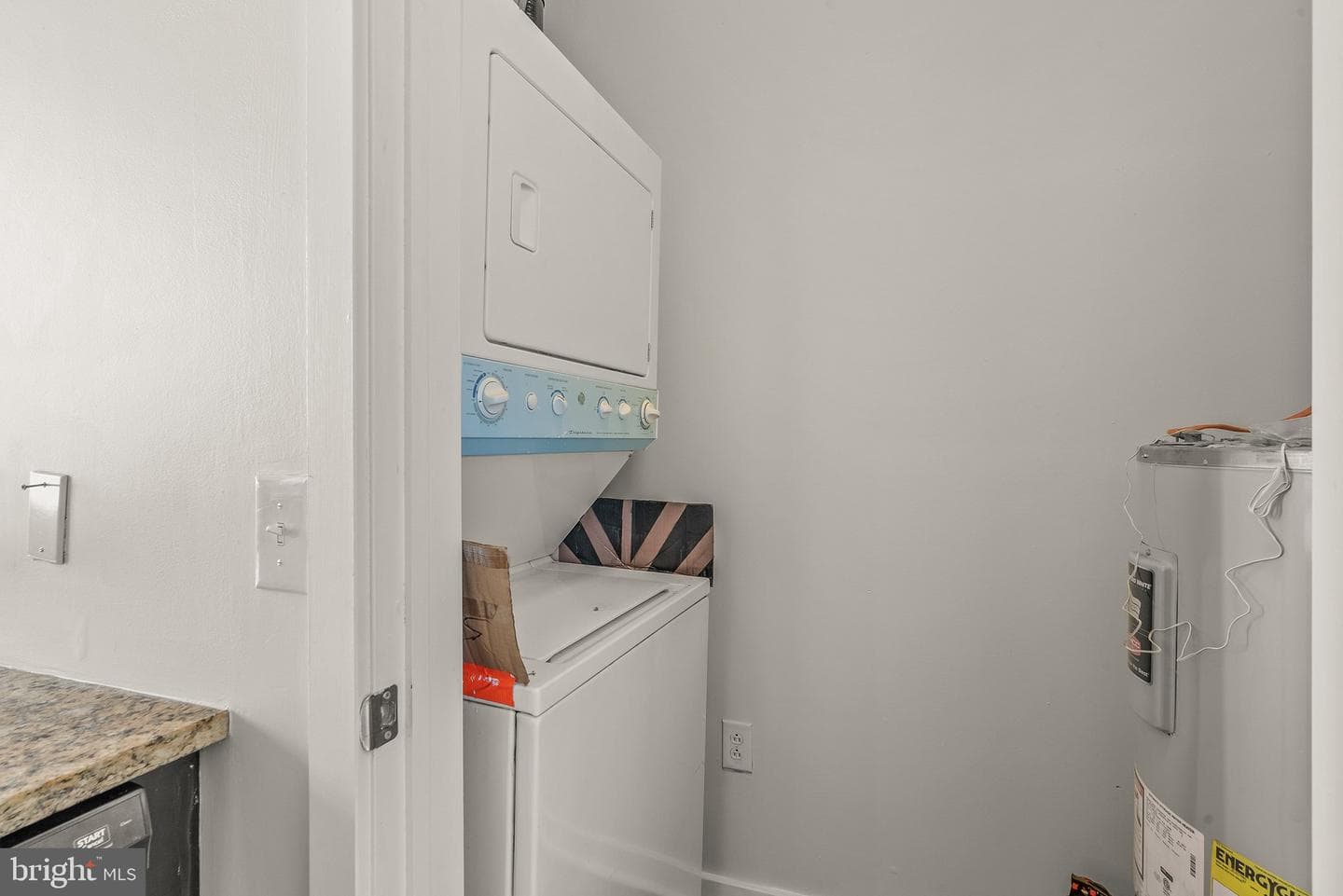 1524 N Hancock Street #302 photo 16