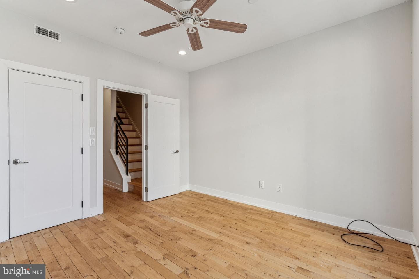 1335 N 30th Street photo 29