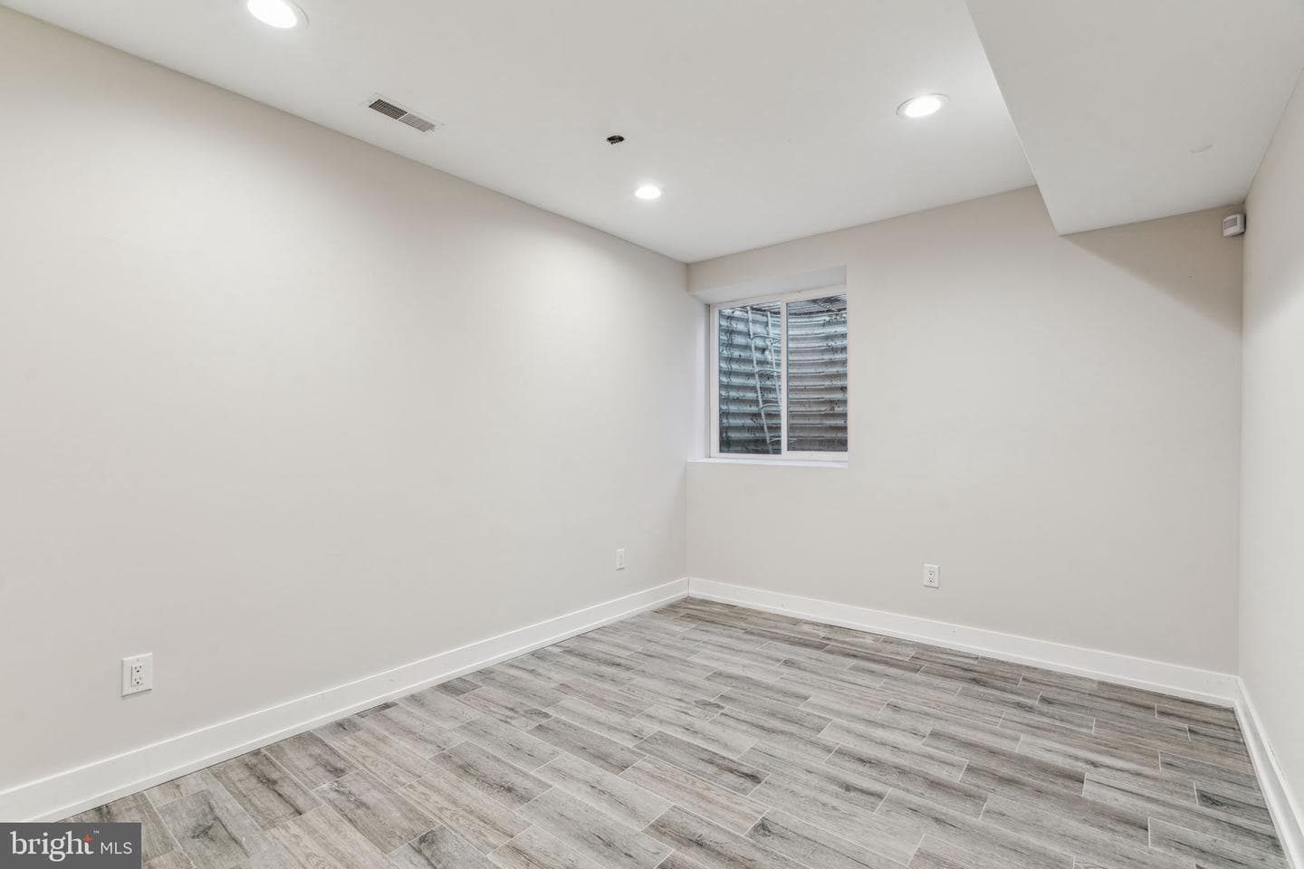 1335 N 30th Street photo 50