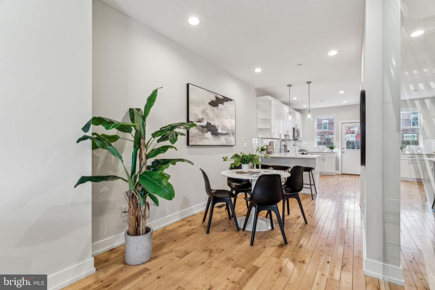 1335 N 30th Street photo 6
