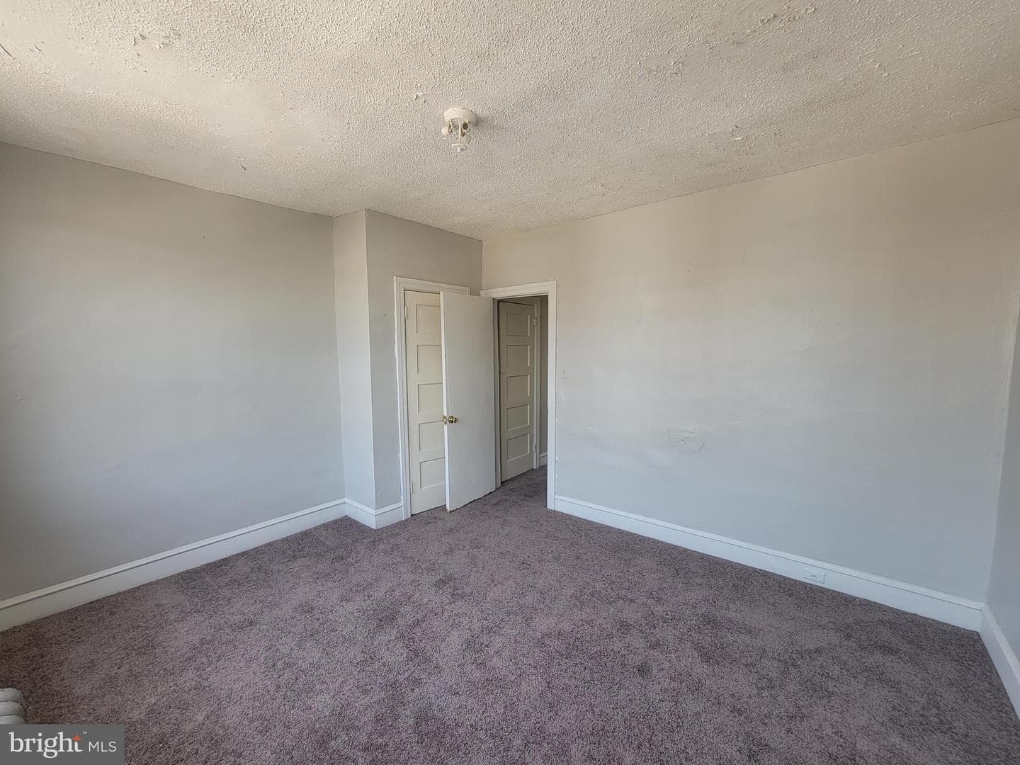 5243 Burton Street photo 51