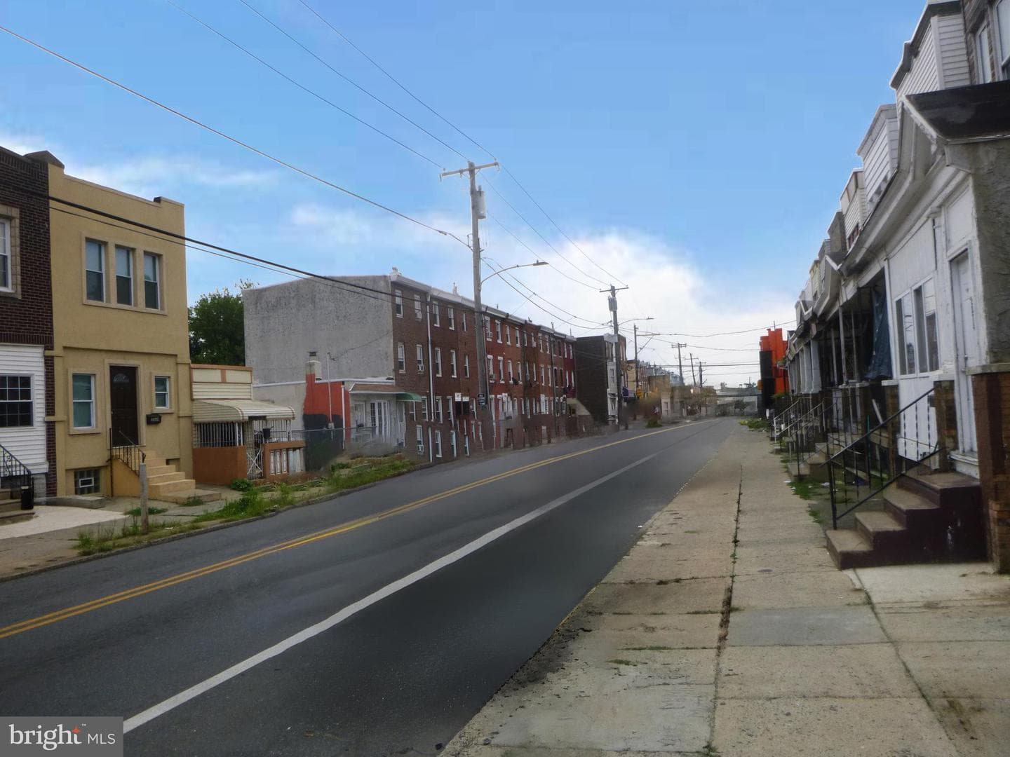 2070 Bridge Street photo 3