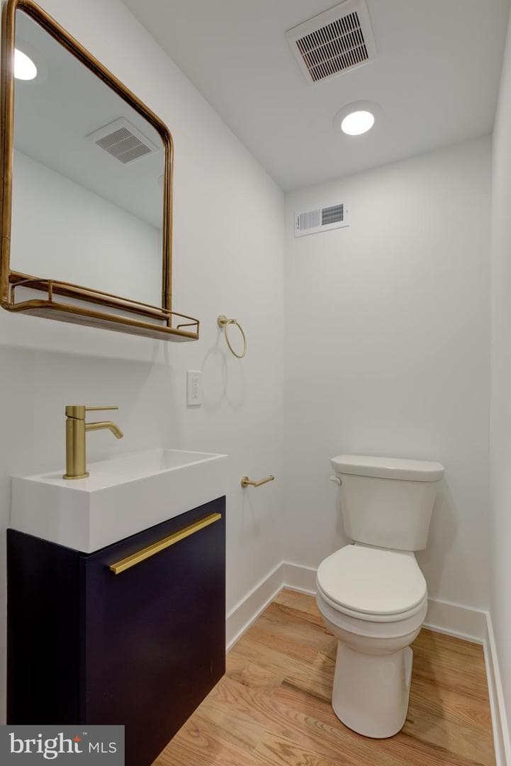 3686 Stanton Street photo 13