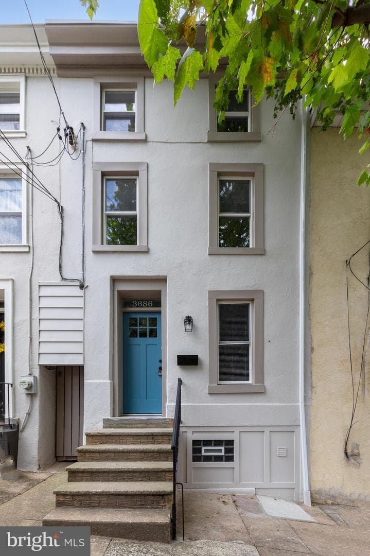 3686 Stanton Street photo 3