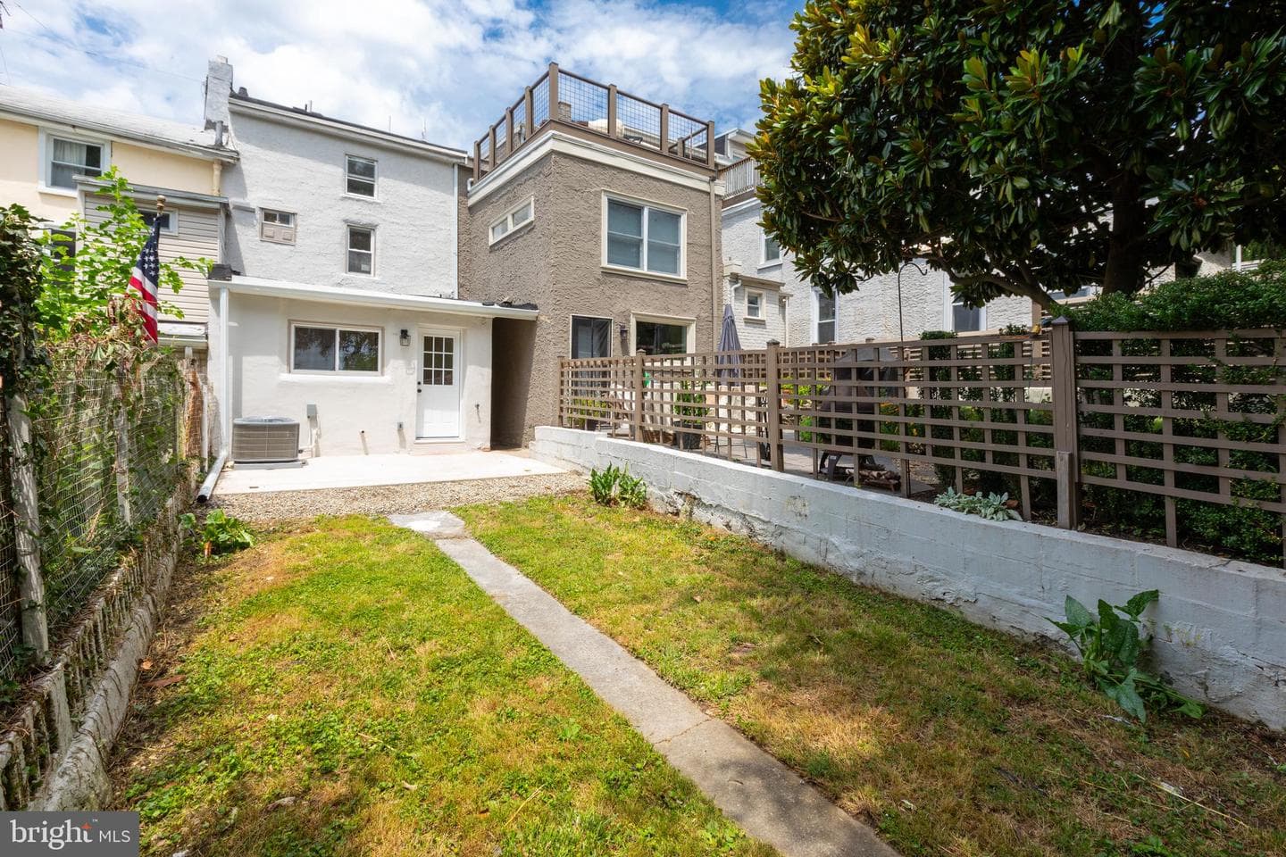 3686 Stanton Street photo 52