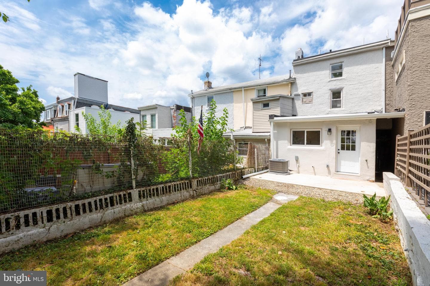 3686 Stanton Street photo 53