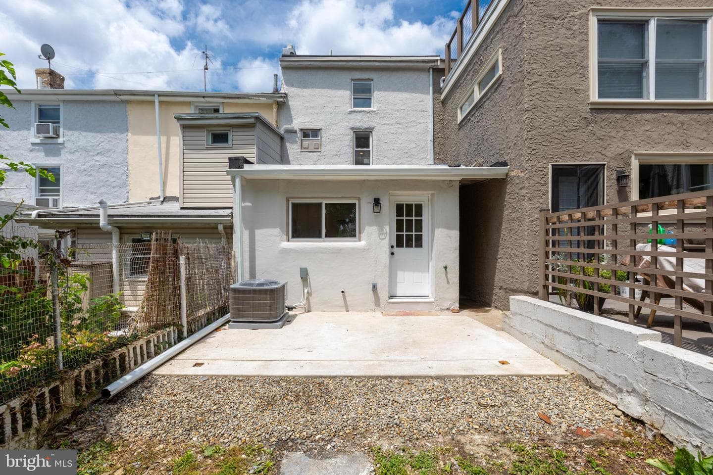 3686 Stanton Street photo 54
