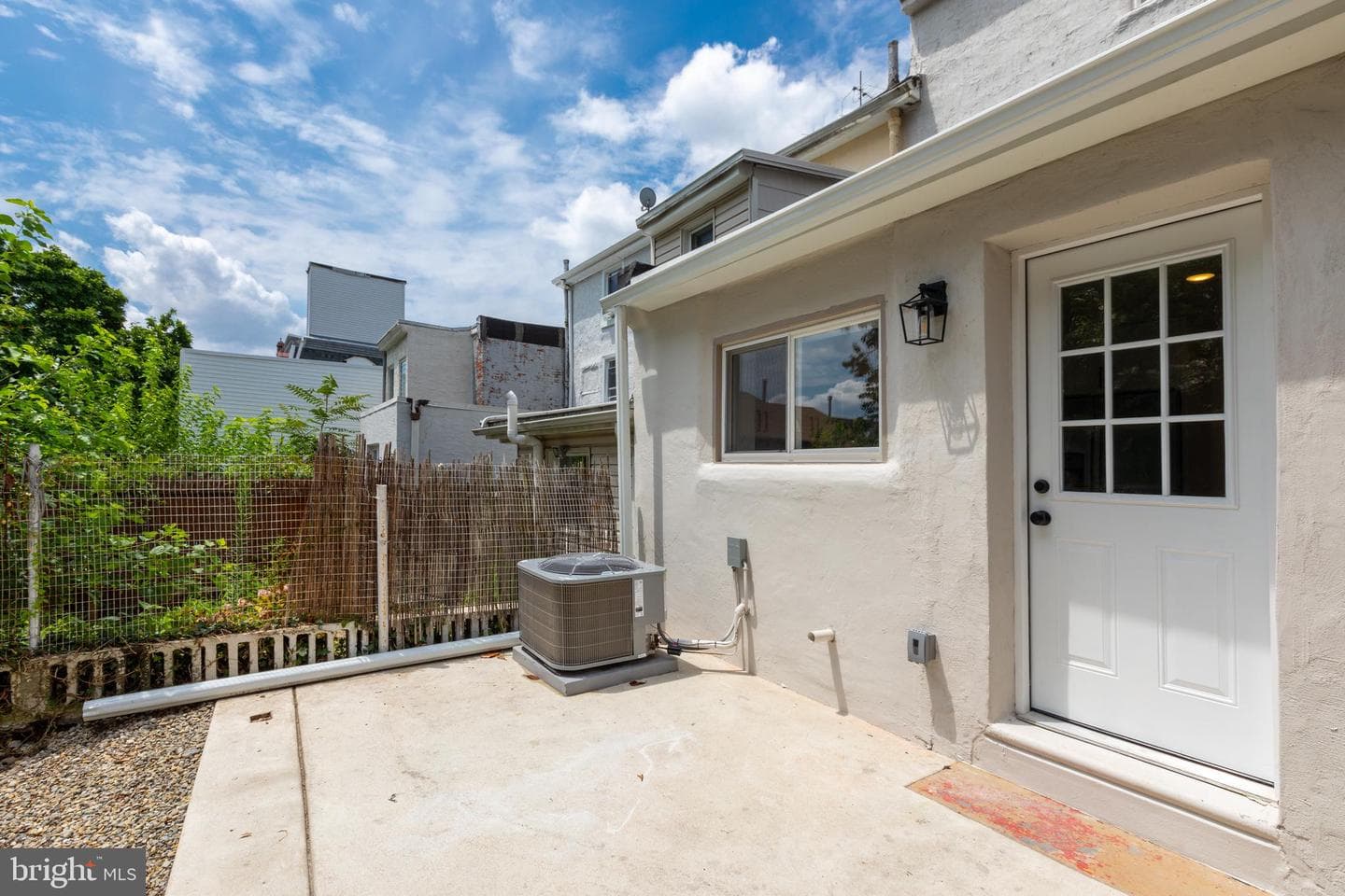 3686 Stanton Street photo 57