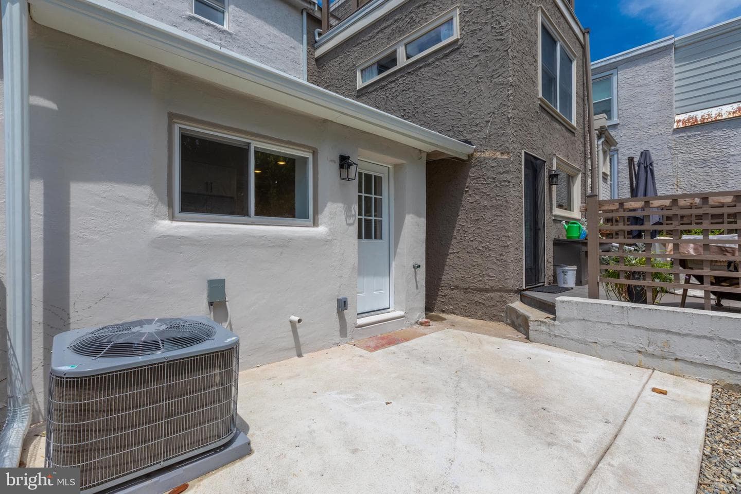 3686 Stanton Street photo 58