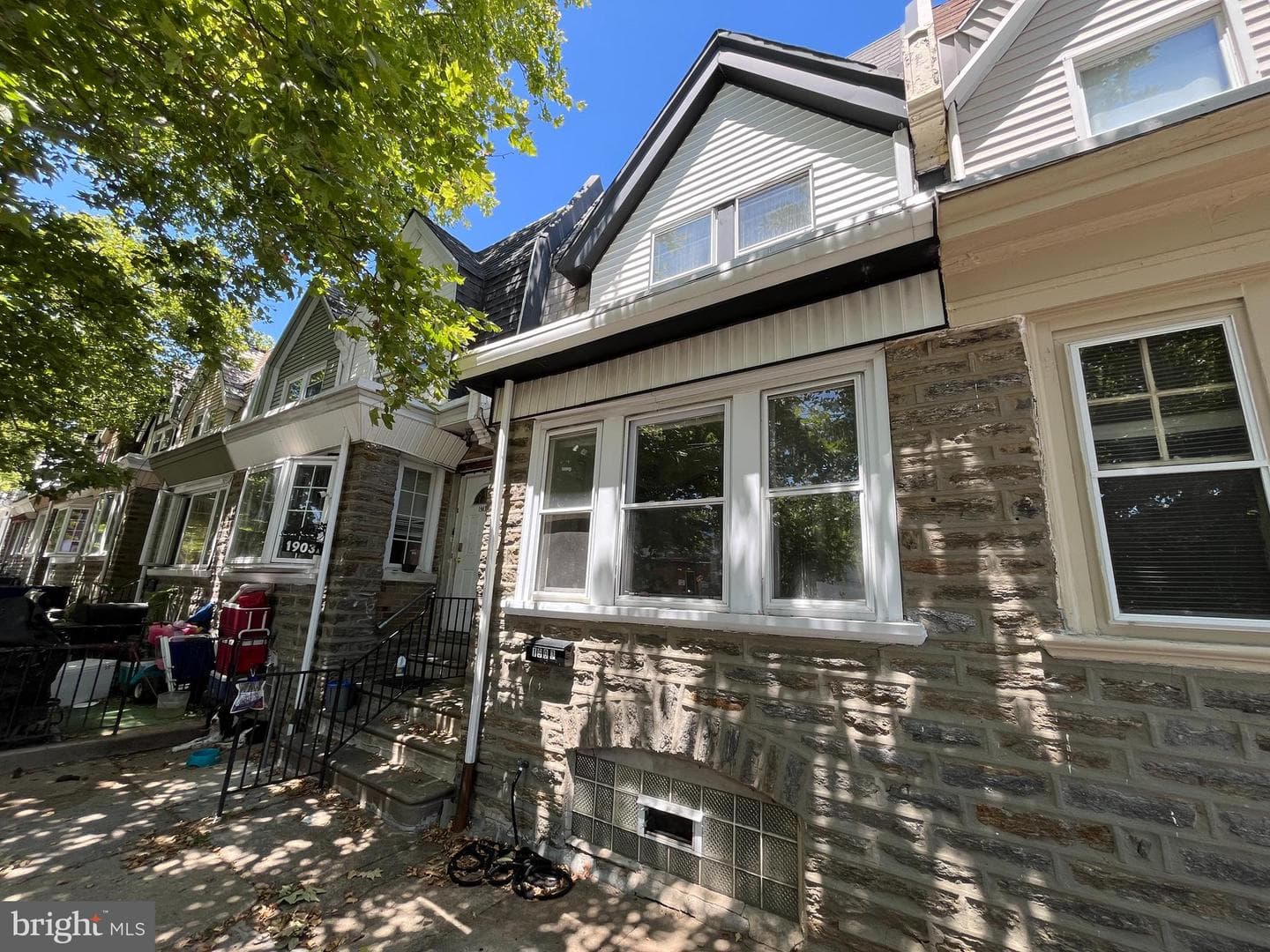 1903 72nd Avenue photo 1