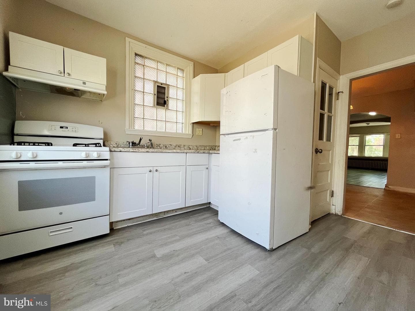 1903 72nd Avenue photo 5