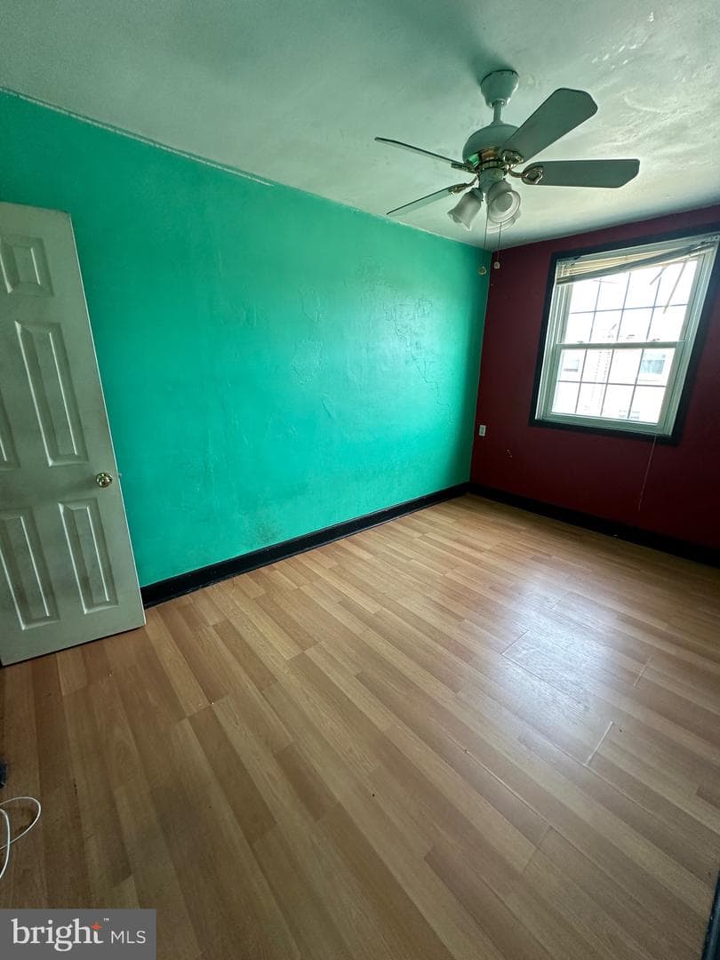 6615 Eastwood Street photo 10