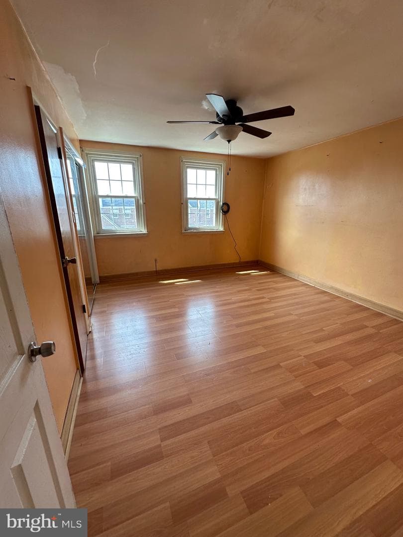 6615 Eastwood Street photo 8