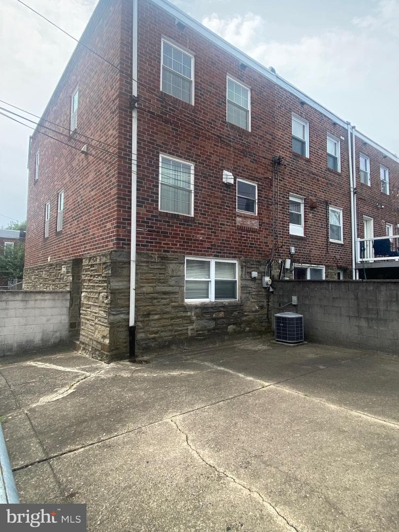 615 Gaul Street photo 3