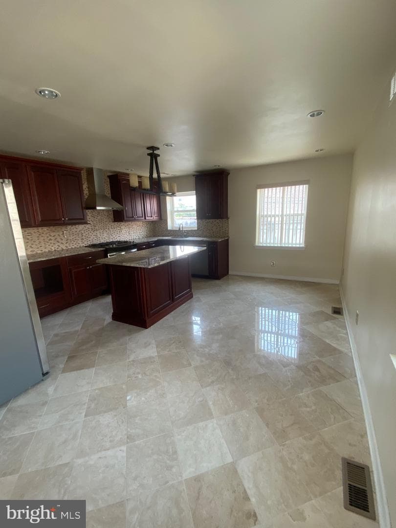 615 Gaul Street photo 8