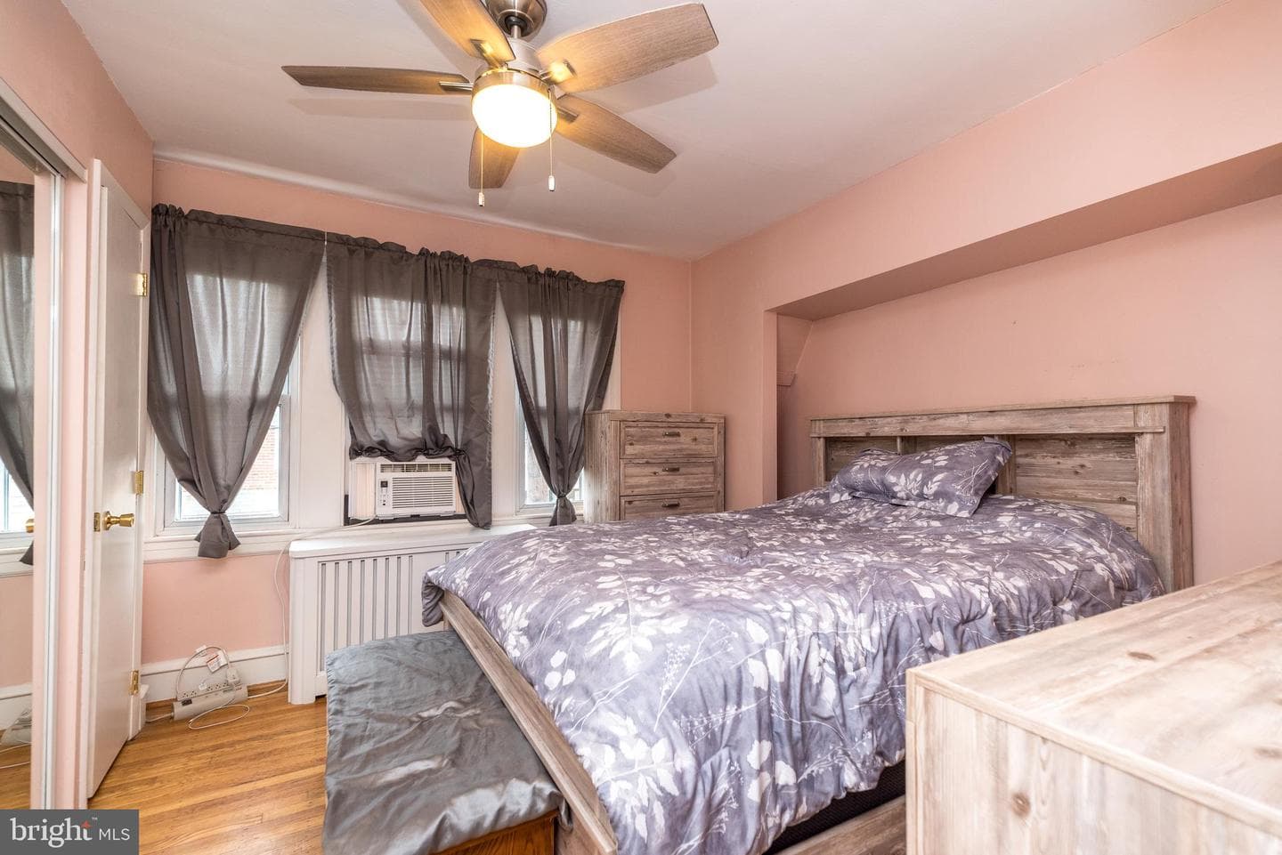 420 Passmore Street photo 15