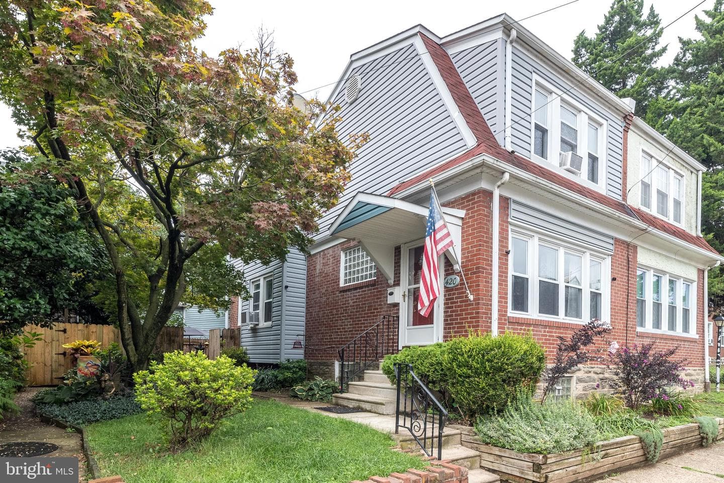 420 Passmore Street photo 3