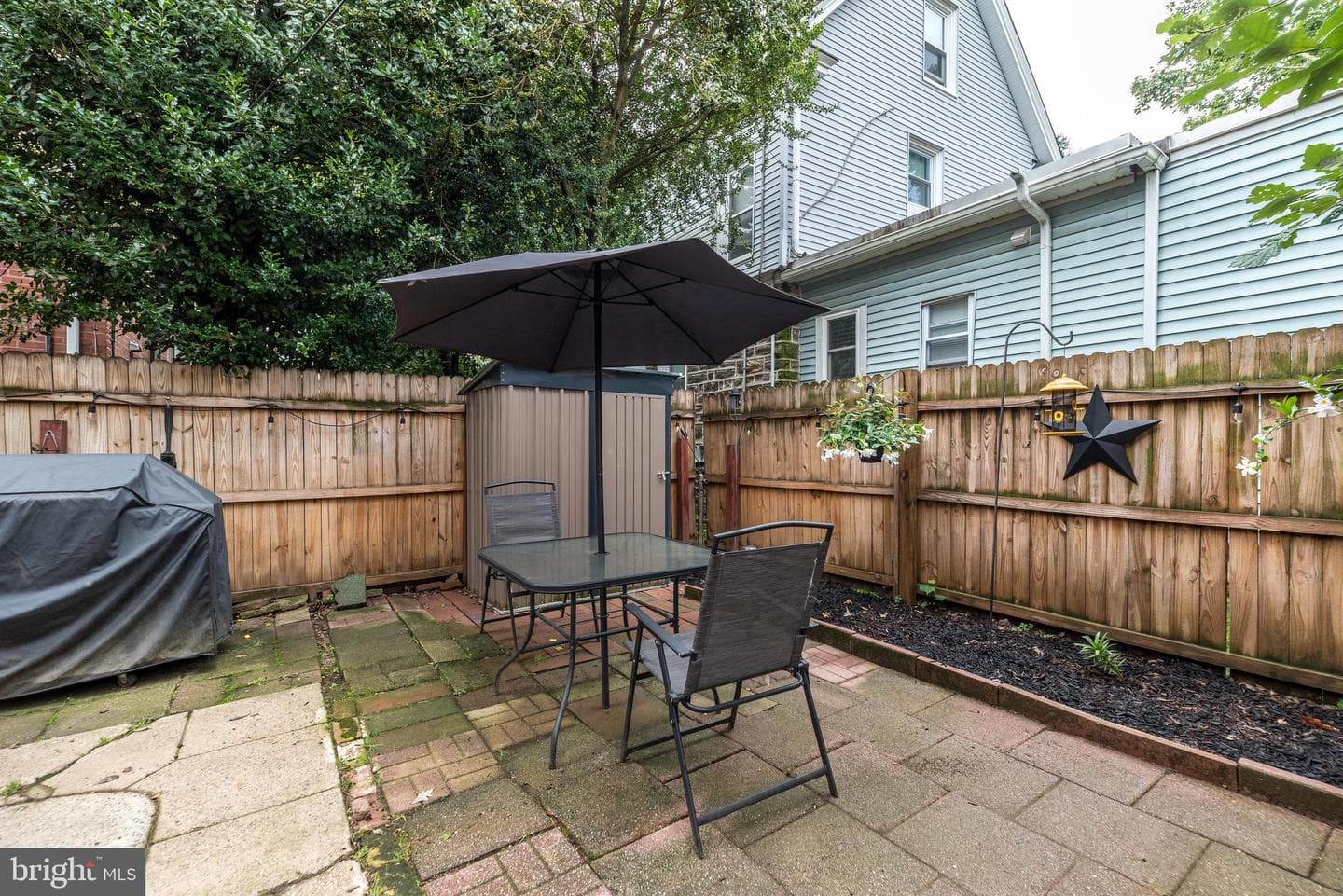 420 Passmore Street photo 31