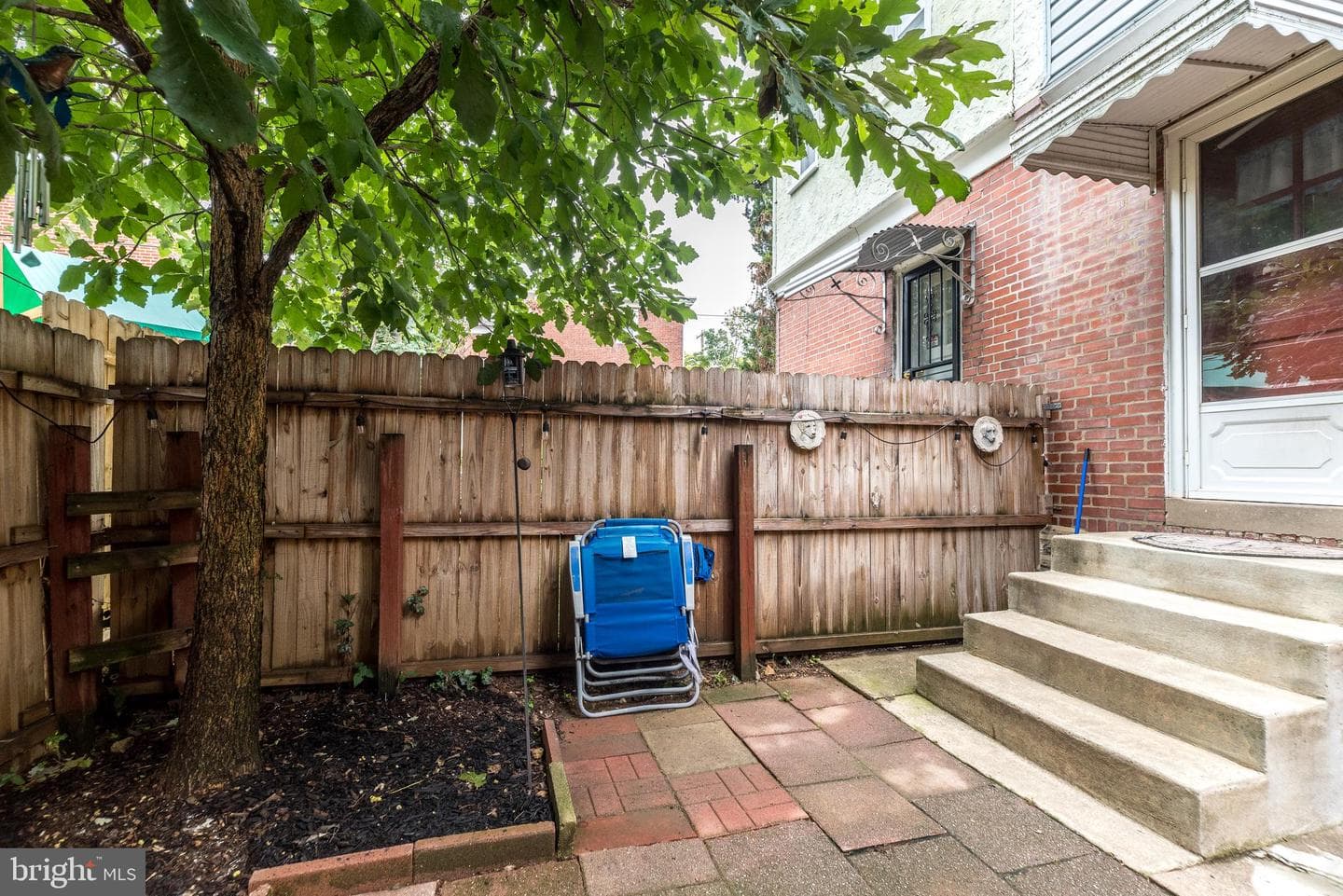 420 Passmore Street photo 32