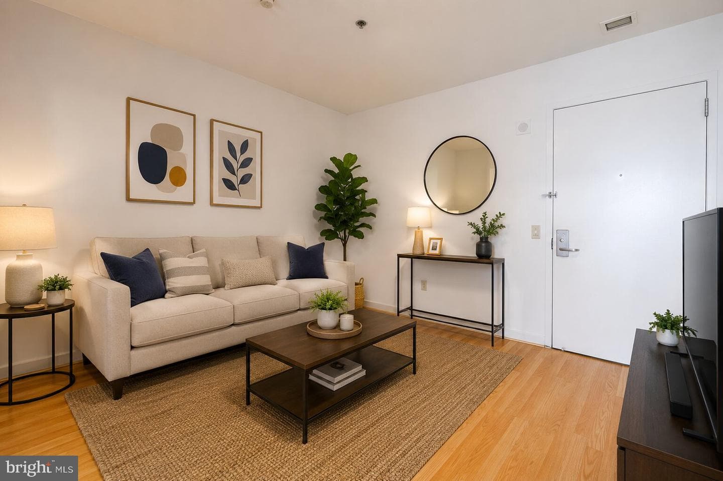 1100 Vine St # 415, Philadelphia