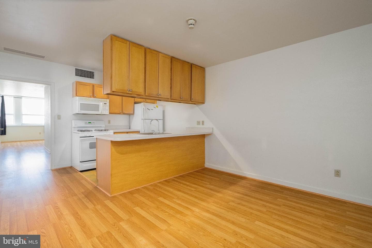 1100 Vine St # 415 photo 3