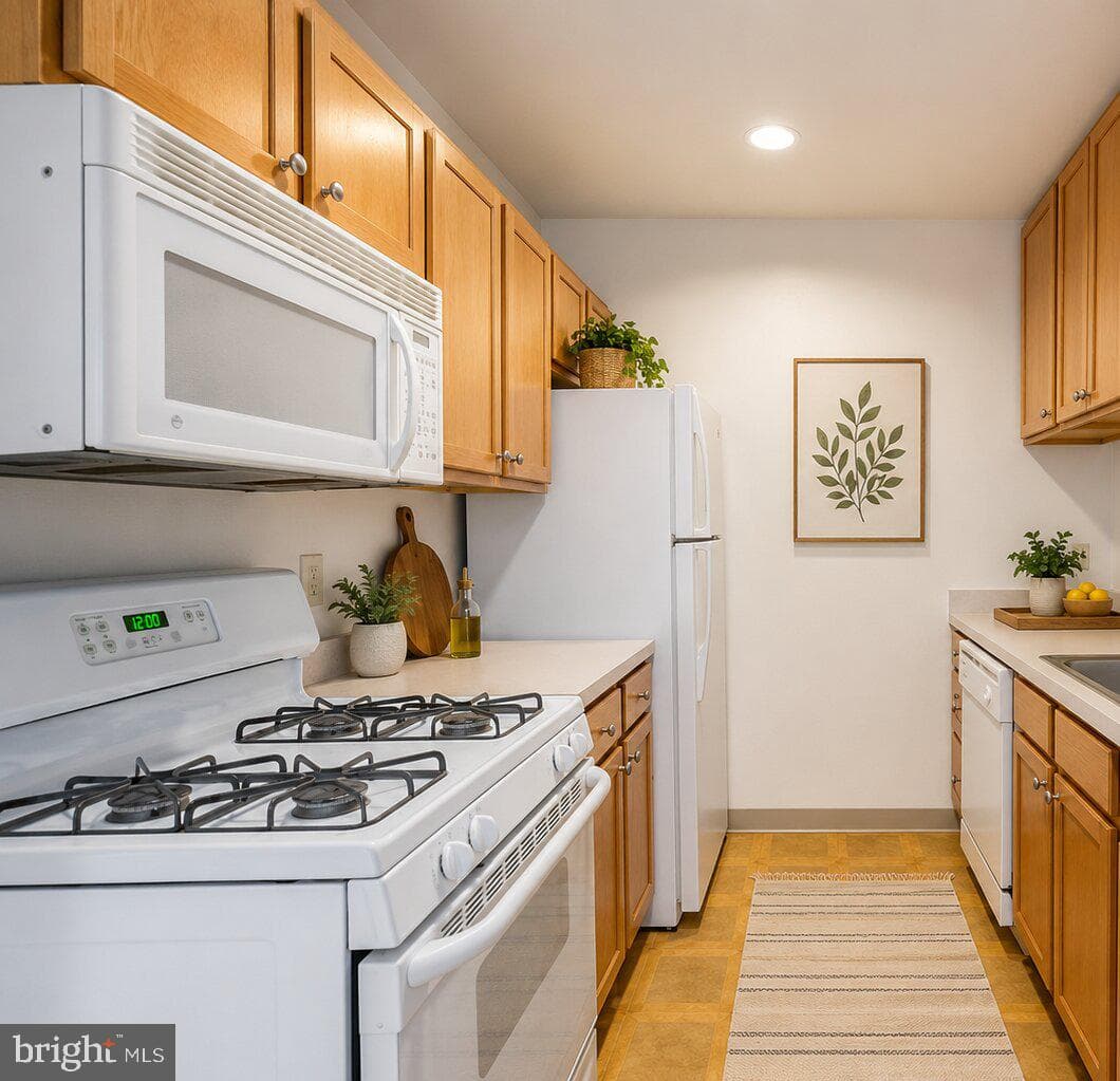 1100 Vine St # 415 photo 8