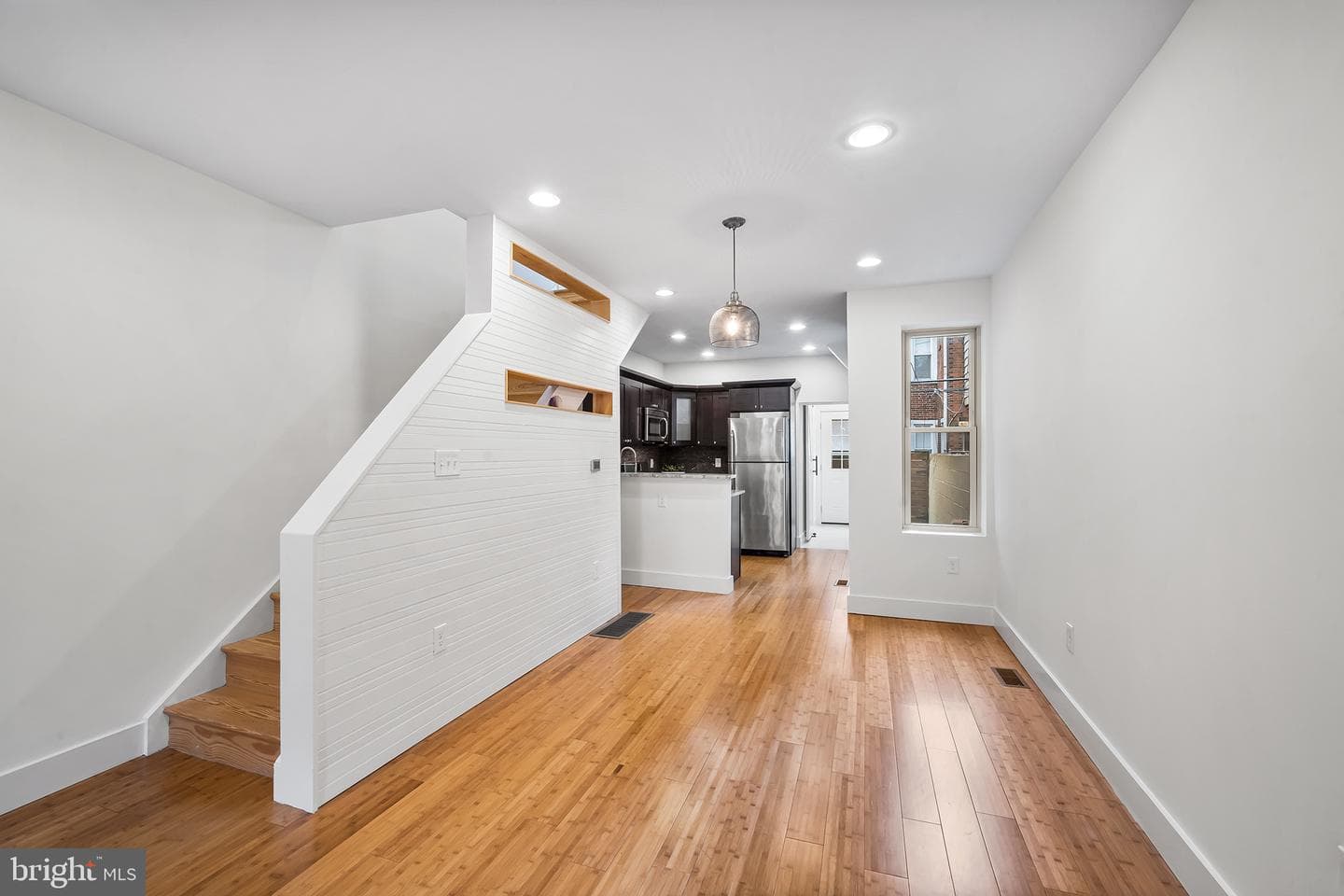 2342 Watkins Street photo 7
