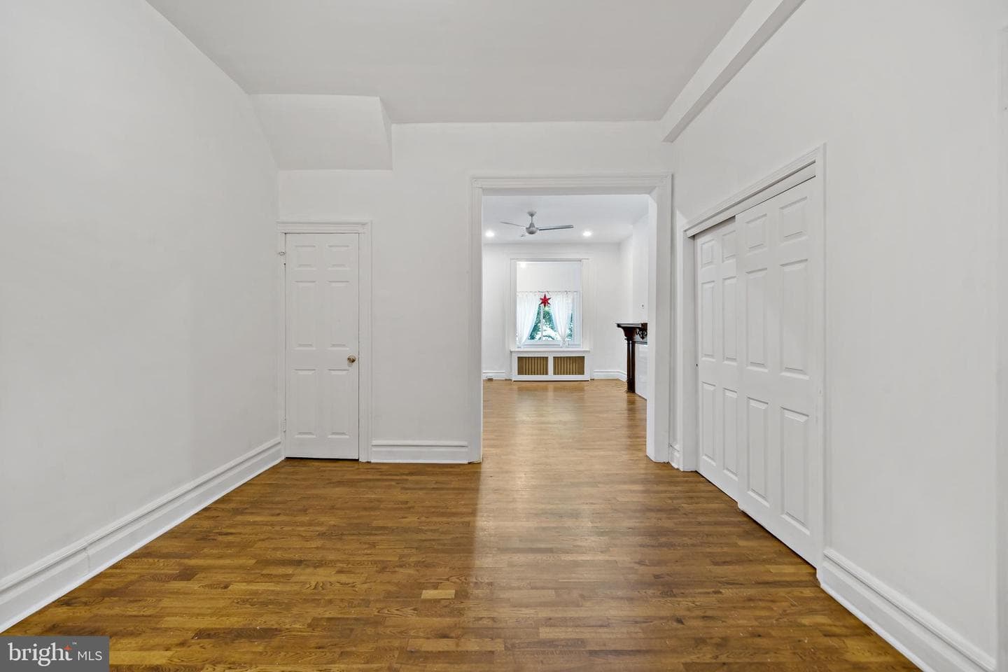 1702 Mifflin Street photo 9