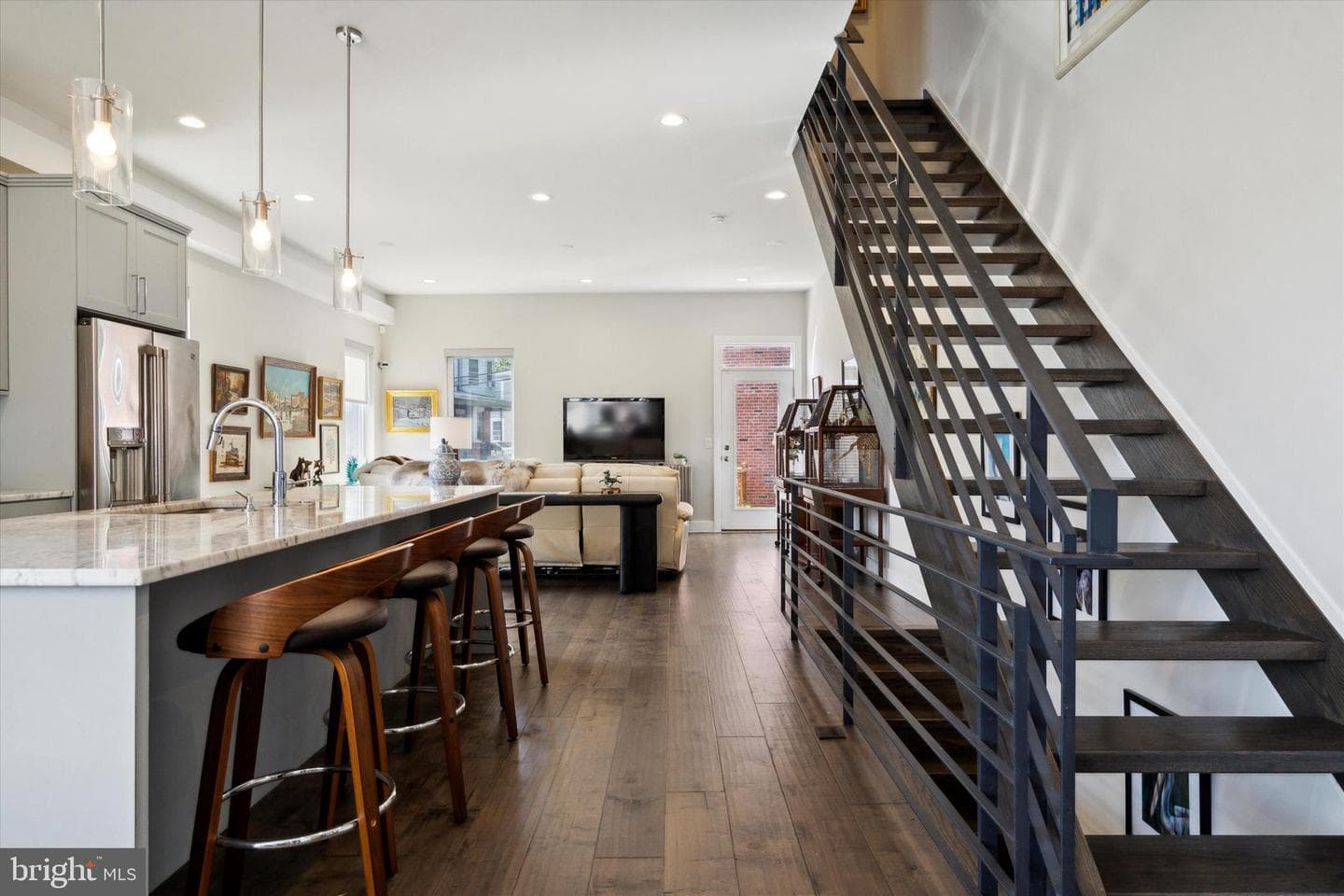 222 Green Lane photo 13