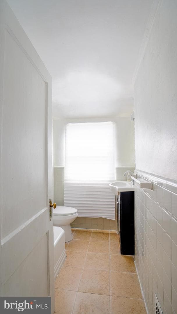 8246 Michener Avenue photo 13