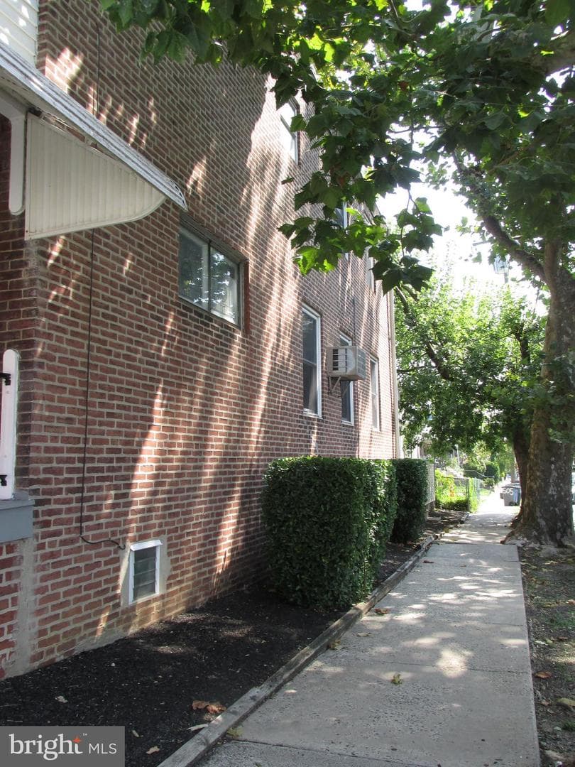6101 Colgate Street photo 3